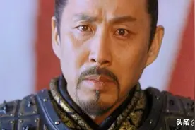 洗白秦始皇，秦桧怒背《满江红》，张艺谋电影里的奇怪设定图片