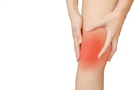 膝盖总是疼，两个方法缓解，还能预防滑膜炎图片