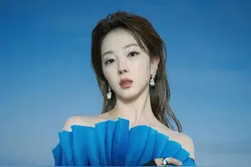 央视前主持李思思近照曝光，五官变化明显撞脸韩星，引发微调猜测图片