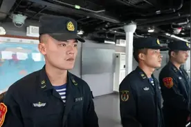 细节曝光！当山东舰航母编队遭外舰抵近侦察图片