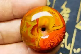 玛瑙和玉髓有什么区别，哪个更值钱？图片