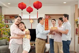 侄子婚宴刚结束，老婆就让我收拾东西搬家，一周后邻居打来了电话图片