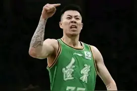 杨毅：张镇麟都比布朗尼强，他能被选中全因为詹姆斯，球迷炸锅！图片