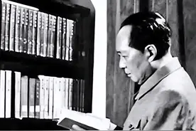 文艺作品，究竟该为谁服务，80多年前主席给出答案图片