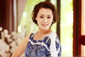 《珠江人家》梁爱琪：成名背后有艰辛，46岁婚姻成谜图片