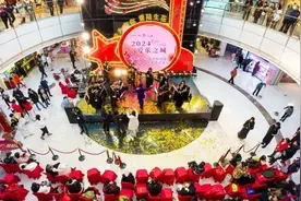 东北与南国相遇，哈尔滨万达广场将“热情”打包图片