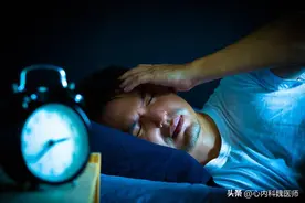 癌症到来，睡眠先知？提醒：睡觉时若出现3种异常，别轻易忽视掉图片