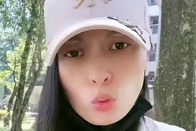 台湾爱国网红被迫害，大陆网友纷纷支持她回祖国！图片