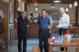 张昌尔一行调研黄鹤楼酒业图片