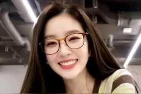 裴珠泫头像一组，真越素越美，具象化的漂亮姐姐！图片