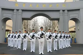 海军大连舰艇学院——优秀的你或成为未来的舰长甚至航母舰队司令图片