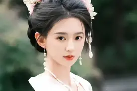 于正新签花旦被曝知三当三，上午出道下午塌房，于正称已报警图片