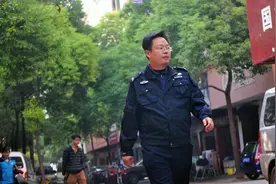 理科状元张晓勇：清华毕业5年后回乡做保安，每月工资只有5000元图片