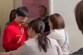 石川佳纯见到马龙了图片