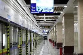 山西大学城至太原南站地铁接驳专线试运行图片