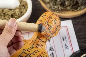 什么是艾灸的排病反应？艾灸后出现这些症状，别慌！可能是好事！图片