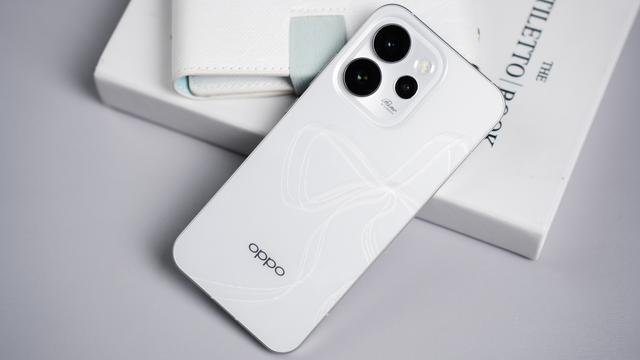 中端机的 “实用之王”，OPPO Reno15 懂普通人的所有需求