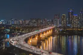 韩国首尔一年用电量570亿度，南京全年的用电量有多少？图片