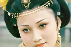 林芳兵：丈夫苦苦追了她两年，婚后生一子，如今咋样了?图片