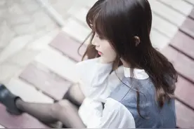 [台湾正妹]美腿唯美黑丝正妹:彭丽嘉(Lady憶憶)超高清写真图片