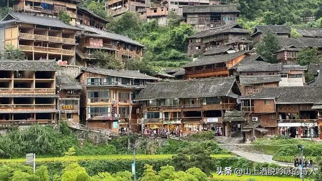 五一前夜5A景区集体塌房：文旅部重拳点名，垄断套路终于藏不住了