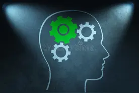 女性绝经后，或会出现2个难言之隐，医生直言：很正常，别再害羞图片