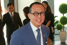 二公子李泽楷：和父亲李嘉诚“唱反调”，理念不合还是另有隐情？图片