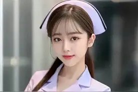 女护士处理男患者隐私部位，会感觉尴尬吗？23岁美女护士说出经历图片