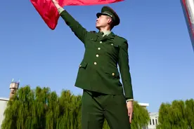 高清组图 | 为了心中的那抹国旗红图片