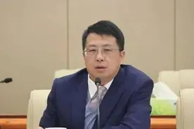 邵阳市原副市长沈志定被决定逮捕！利用职权为亲属谋利，被查三天前还在开会图片