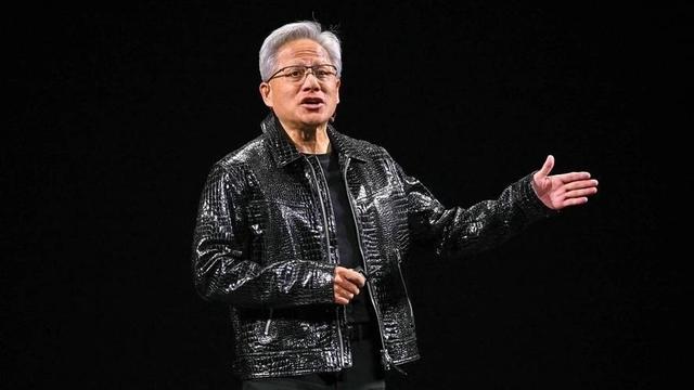 行业要彻底大变天！黄仁勋大胆预判：半导体十年扩张 5‑10 倍