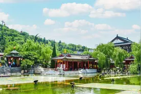 横跨我国东中西部的干线铁路——宁西铁路图片