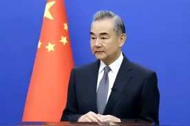 王毅外长刚离开，缅甸战火就烧到中国边境，我国反应来了，不寻常图片