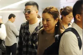 “台球天才”丁俊晖：母亲55岁因癌去世，他娶大6岁富家女为妻图片