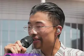 郭有才9天粉丝破千万，奢侈生活曝光：草根逆袭还是人设崩塌？图片