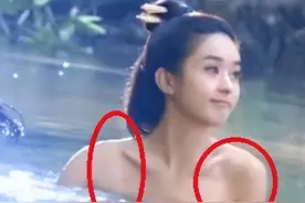 影视剧中侮辱观众智商的穿帮镜头，网友：导演你是认真的吗？图片