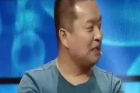 大叔带“烟灰缸”鉴宝称4800从山区买的，专家：幸亏你跑得快图片