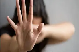 曝光！36岁房东专找年轻女租客称“太性感了”！平台下架该房源图片