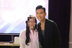 从陈飞宇到谭咏麟，面对女粉的投怀送抱，这6位男明星都没把持住图片