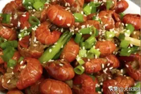 饭店里的爆炒虾尾为什么那么好吃？原来有技巧，出锅麻辣又鲜香图片