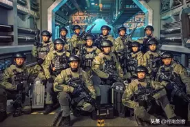 9看点3深意，不输好莱坞！军事工业电影先驱，5星好评#蛟龙行动#图片
