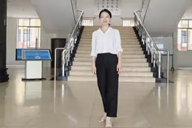 二十年教学守初心 三尺讲台写青春——记岳阳市优秀教师、岳阳中学英语教师李青图片