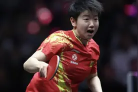 乒乓球亚锦赛女团决赛，孙颖莎不敌张本美和，国乒1-3日本队丢冠图片