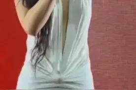 Jennie洛杉矶真空装唱 Filter 险走光 透视薄纱引争议 粉丝炸锅 能播吗图片
