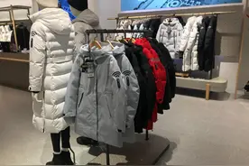 换了3件羽绒服我才懂：羽绒服一定要“4不买”，花上万元买的教训图片