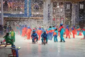 打开沈阳零下4摄氏度的夏天，来龙之梦冰雪世界图片