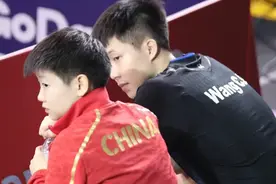从这几个细节点就知道乒坛届天选混双的称号果真是不是吹的！！图片