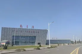 乌海客运枢纽耗资2亿建成3年没卖过票，未投运就面临转型图片