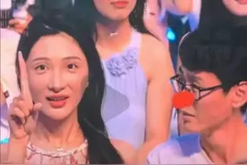 反转！薛之谦演唱会上小丑“眼镜哥”？开启直播带货 小丑竟是我图片