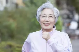 研究发现：走路与寿命之间的关系！过了60岁以后，步数要刚刚好图片